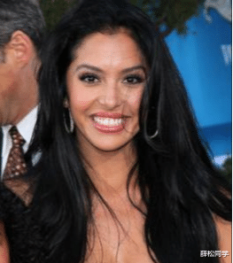 【瓦妮莎】38岁生育4胎的瓦妮莎，为何被这么多名宿追求，是因为钱吗？