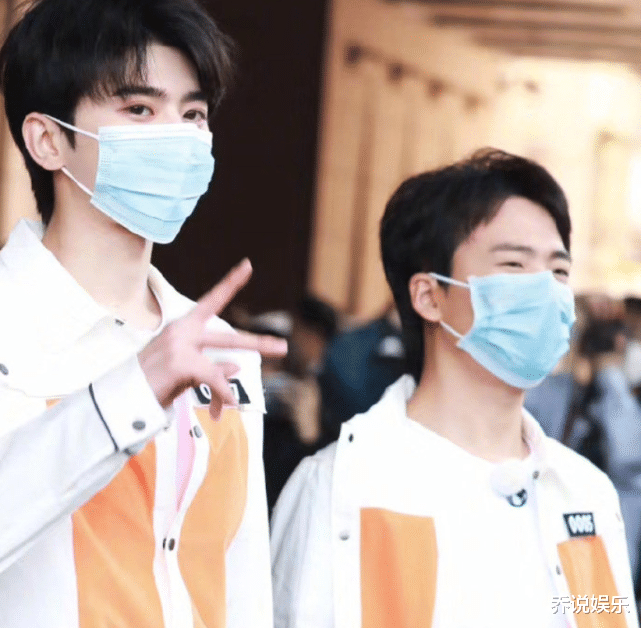 郭麒麟▲奔跑吧：郭麒麟被蔡徐坤“搂着”出游有多闹心？保镖：看着心慌