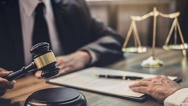 【高考志愿】这4类大学专业又苦又累，学生一把辛酸泪，学姐：熬过去就行了