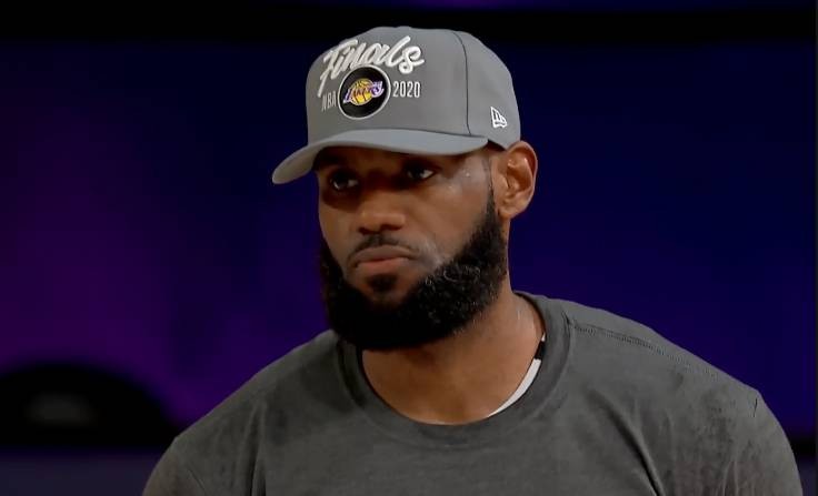 勒布朗·詹姆斯|湖人进入总决赛后，詹姆斯平静发声！颁奖典礼上，你还是露馅了