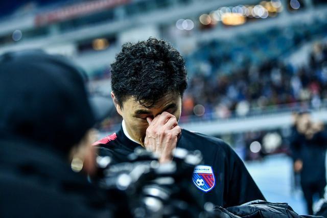 王晓龙@东体：天海老将王晓龙要求高难寻下家，李玮锋拒绝中乙要安顿球员