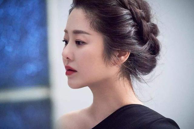 高贤贞|因为长得美嫁入豪门，离婚后获15亿分手费，如今身价300亿