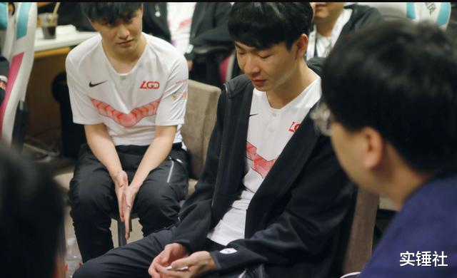 LGD|让LGD血虐后日本队上单崩溃发特推，被狼行打出阴影！LPL观众集体安慰