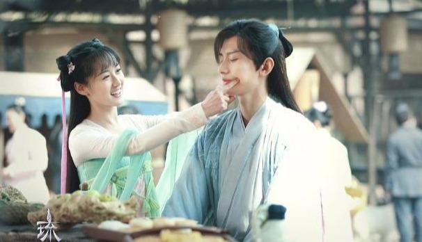 琉璃美人煞|《琉璃美人煞》女主精修海报颜值和剧里实际颜值差别有点大