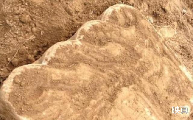 俄罗斯|俄罗斯在库页岛发现汉字石碑,我国专家赶到,石碑内容让双方尴尬