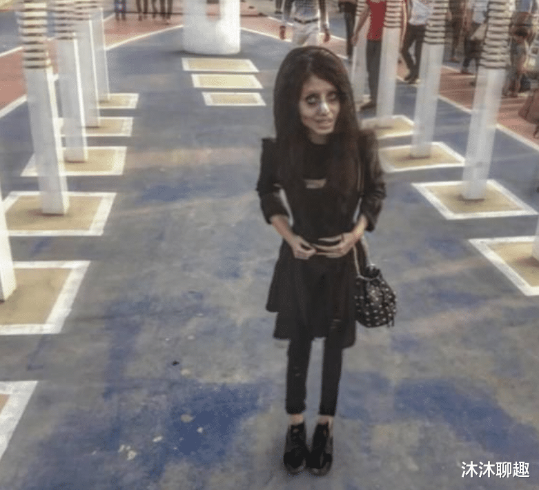 「安吉丽娜·朱莉」伊朗“僵尸版”安吉丽娜朱莉确诊新冠！目前已使用呼吸机！