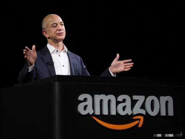 「美团」京东美团背后大老板现身：坐拥3600多亿财富，逆袭中国新首富