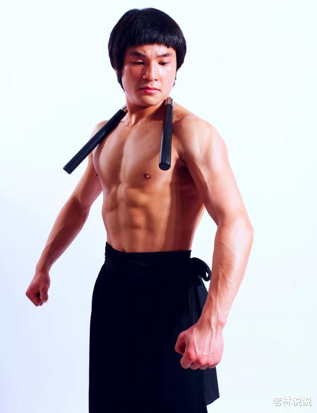 |现代李小龙：用苹果手机的中国人都不爱国，爱国就该用华为