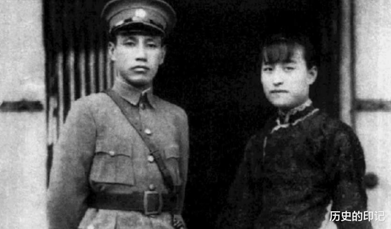 #蒋介石#他是蒋介石唯一女婿,也是我军特工,身份暴露后却无人敢抓