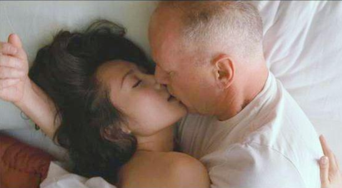 许晴|老外是怎么被许晴“征服”的？看这些镜头就明白，表情简直满分