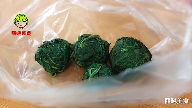 红薯|夏天,碰到此菜别手软,一次性囤15斤,放冰箱冻起来,特别省事