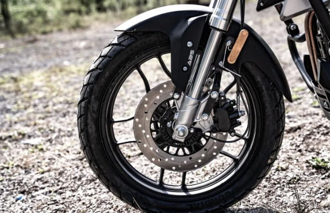 休旅车|赛科龙最新休旅车来了，单缸水冷引擎12kW，配超大三箱+双通道ABS