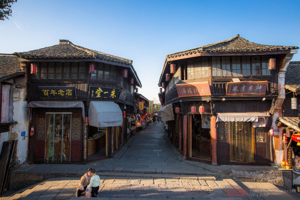 杭州 杭州市郊的塘栖古镇，为何老杭州人年前都往那跑？看完你也想去