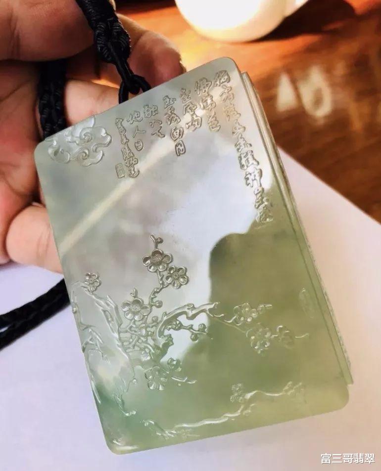 翡翠|人工智能越来越厉害，那会不会有一天翡翠机雕会代替手雕？