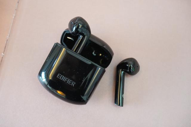 小米科技|半入耳无线耳机排行榜：南卡、漫步者、FIIL、小米谁才是半入耳的标杆？