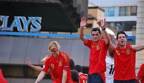 「西丙联赛」欧洲杯欧冠队中最草根的球员：现年39岁 仍在征战西丙联赛