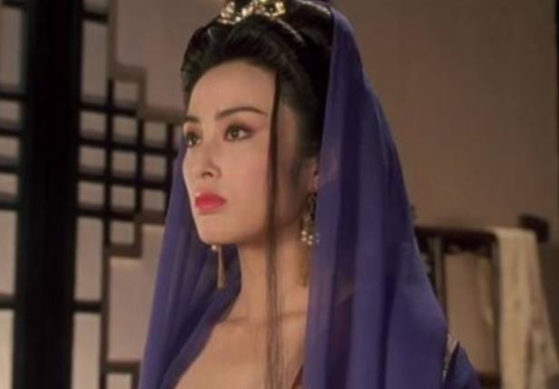 赵薇:他是“内地版刘銮雄”,曾抛弃张敏,扇赵薇耳光,却因她不再乱搞