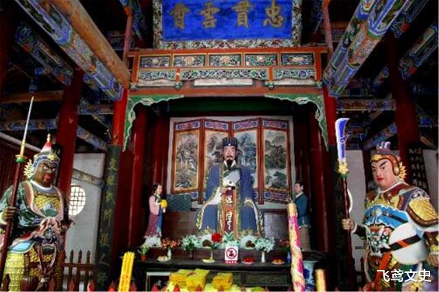 #诸葛亮#诸葛亮之墓被挖开?墓中景象轰动了历史,专家:他没骗我们