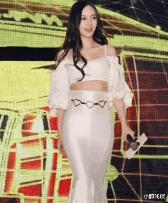 杨幂|168的杨颖撞上167的杨幂，谎报身高的那位，不尴尬吗？