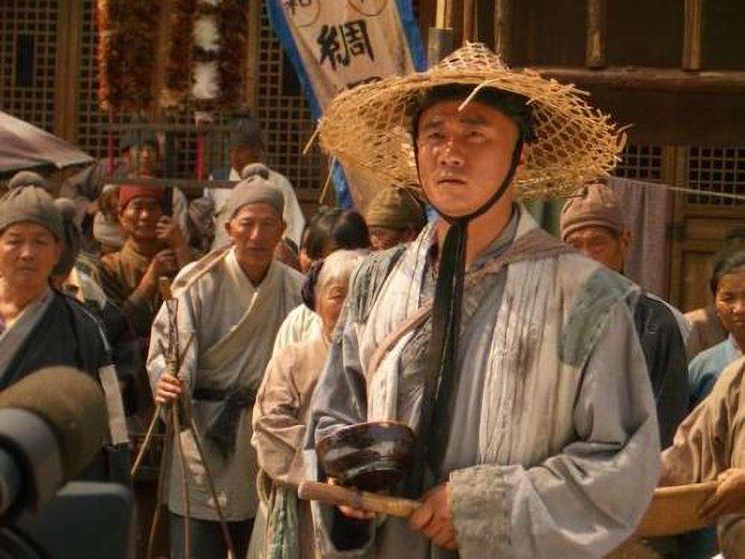 「案件通报」她是我国80年代最大贪污犯，公审大会大骂所有人，最终被判枪决