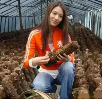 『马艳丽』她曾是“中国第一美女”， 现在44岁单身， 以种地为生， 身家过10亿