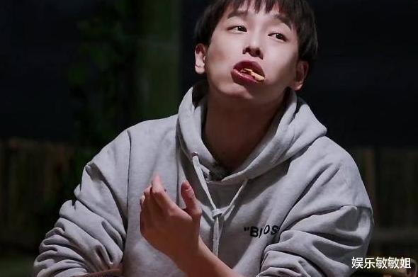 Angelababy@宣布恋情后首度同框!彭昱畅女友TuTu露真容