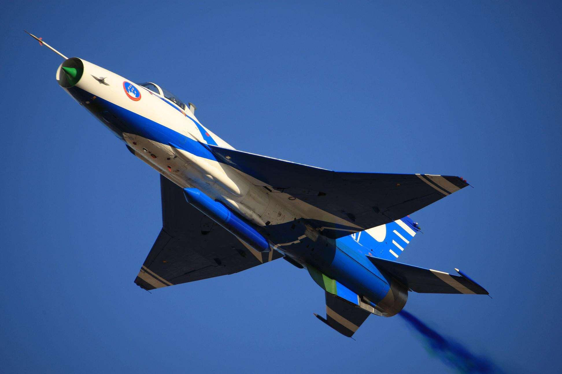 中国战机：为何中国战机在世界市场上不太受欢迎？