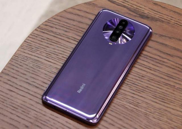 小米科技：最实在的爆料来了，999元的5G手机实锤！网友：卢伟冰用力过猛