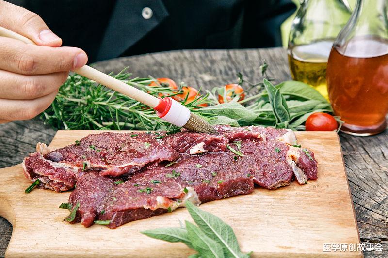 #臀部#体内有癌，身体往往有三个特征，50岁以后，三种食物最好撤下餐桌