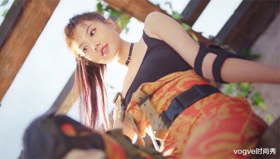 破产|《穿越火线》苏佳意：史上最废服装女配，如果剧组破产就是因为她