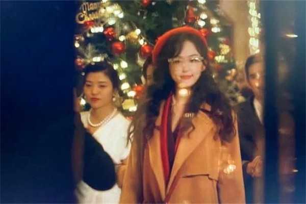胡歌|唐嫣产子后复出，却在胡歌的新剧中当配角，看到女主是谁后明白了