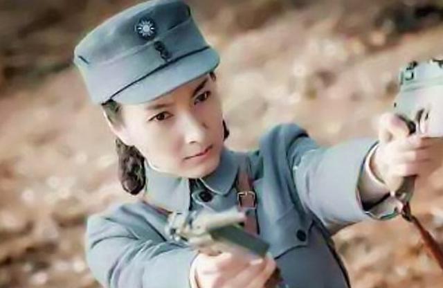 『吴昕』吴昕背着我们演了多少戏？别只知道《亮剑》，图4才是颜值巅峰