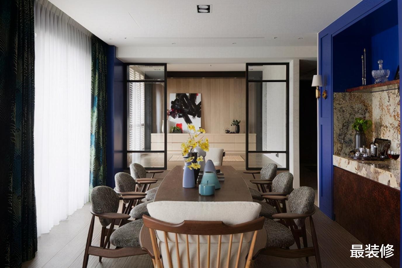 |379平奢华大平层，全屋设计华丽“壕气”，孔雀绿窗帘太抢眼