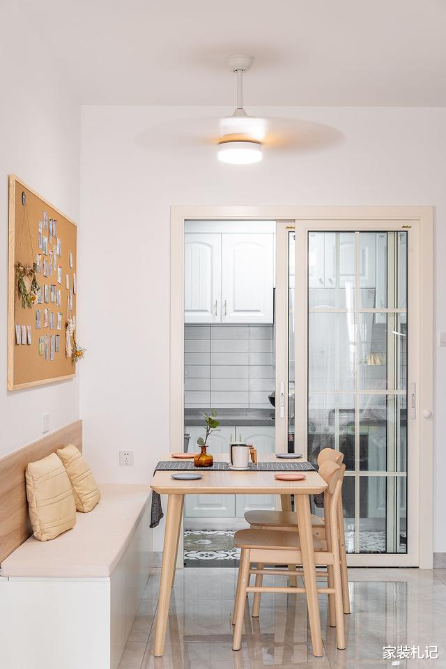 「」这大概是我见过最温柔的家，67平两房一厅，用简装诠释生活