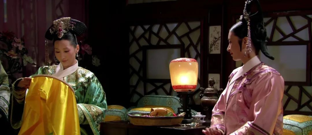 安陵容|甄嬛传：眉庄与温实初的关系甄嬛都没发现，安陵容是怎么知道的！