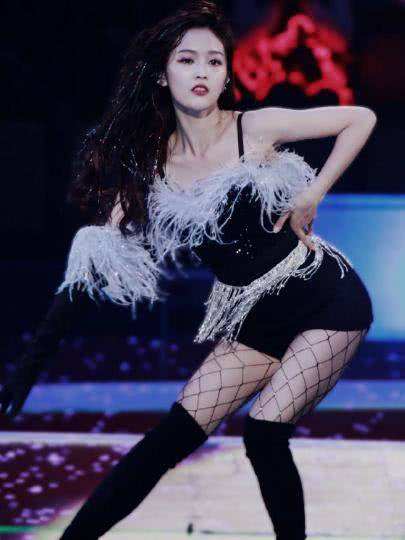 |她在韩国卖命了8年,竟然不承认自己是中国人,现在厚着脸皮回国圈钱