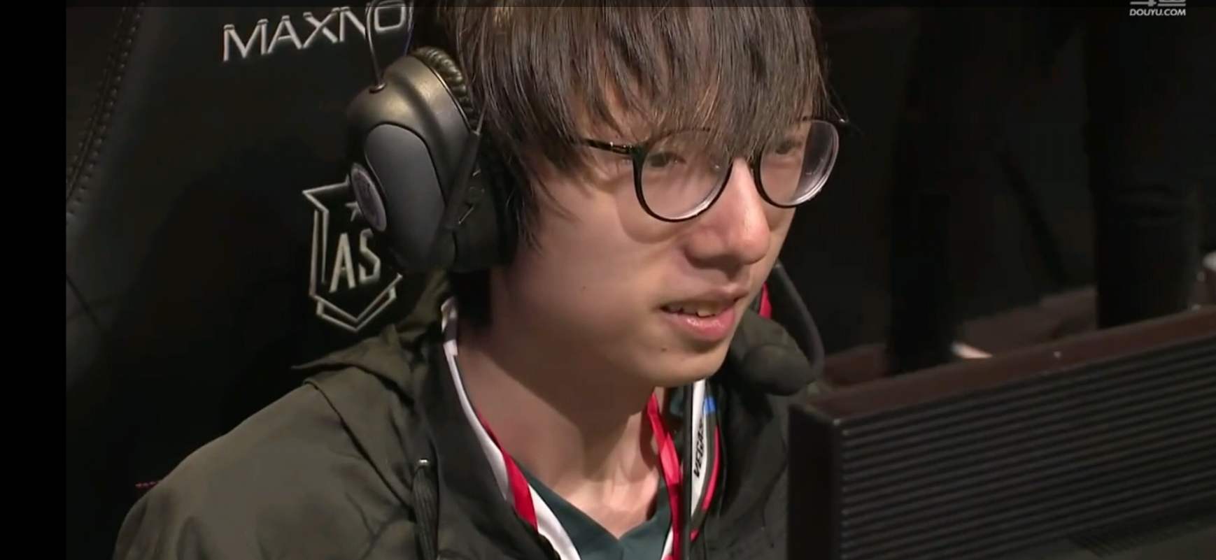 『RNG』RNG内部曝出麻辣香锅突然频繁练习！对小龙堡已经忍无可忍了