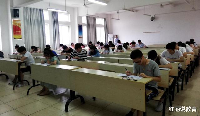 大学|若想大学期间“转专业”，3次机会和4个步骤要了解，别错过机会