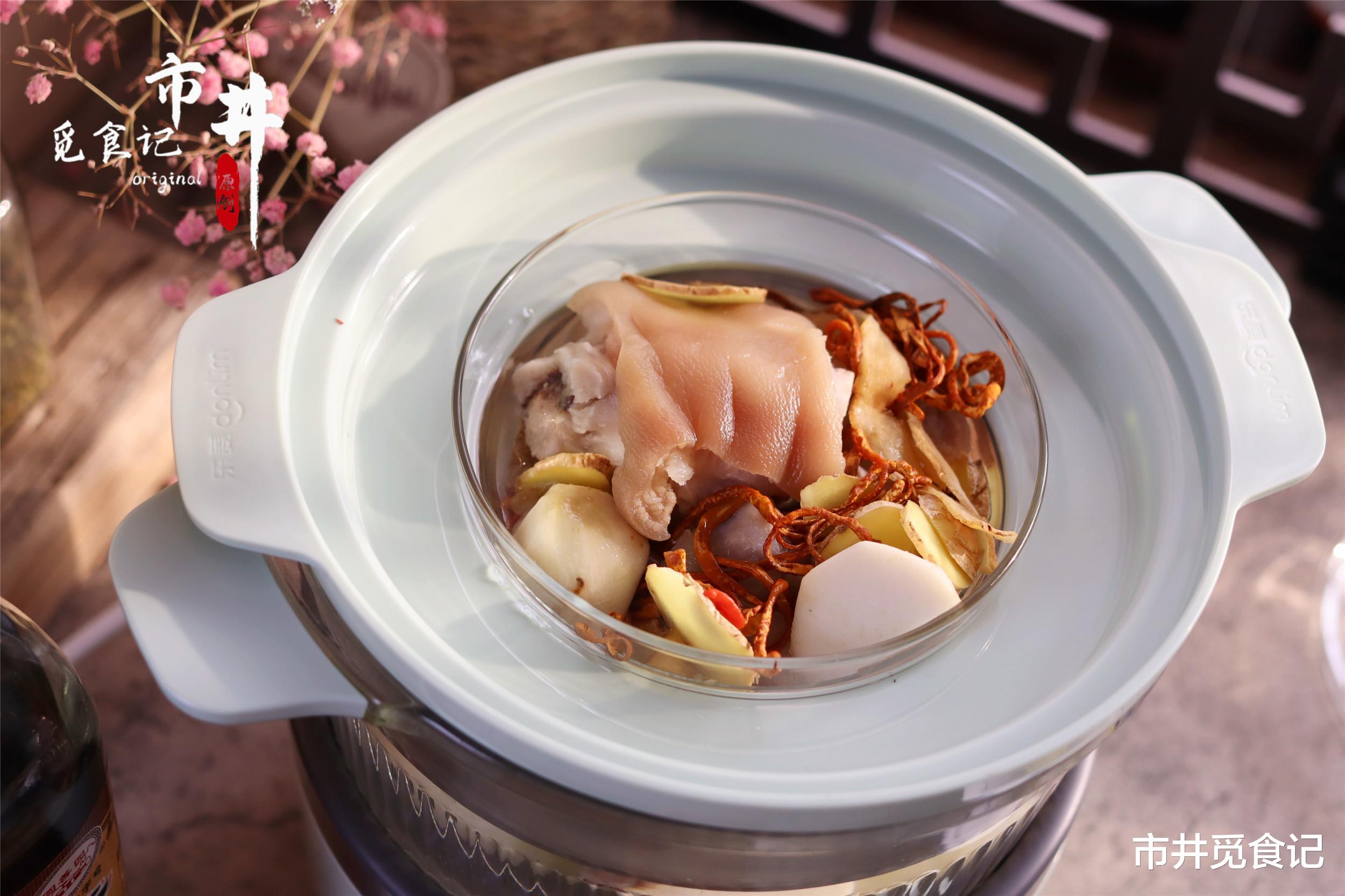 食材|用猪脚等肉类煲汤，牢记“3窍门2不放”，鲜香不油腻，没腥臊味