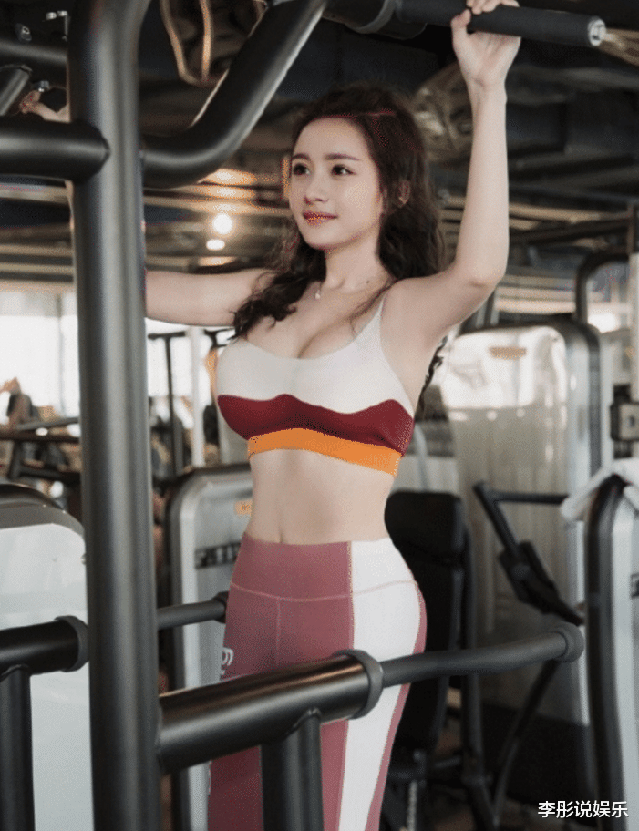 #杨幂#抖音“小杨幂”火了,身材突出不输杨幂,网友:男友真是好“幸福”!