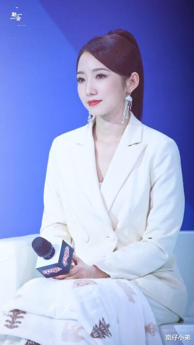 孟美岐|又一档全新综艺即将开录，程潇孟美岐首次同台，还有《浪姐》选手加盟