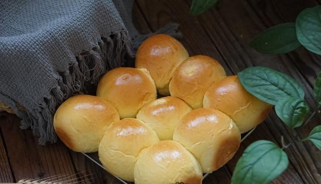 面包:值得分享1000次的面包方子,口感柔软,吃了上瘾,放3天也不硬