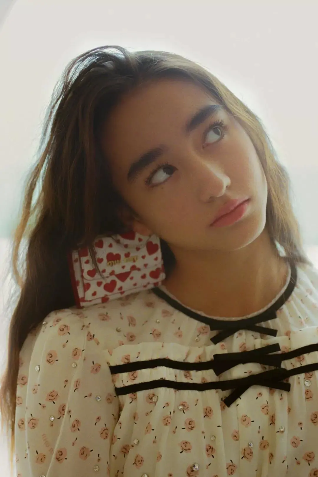 娇兰|不是星二代，她的背景却碾压所有人