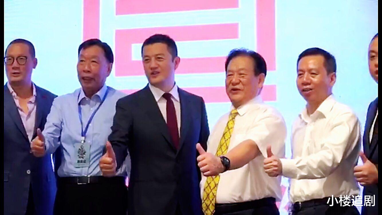 李亚鹏|从“吃软饭”的王菲前夫,到落魄地产商,49岁李亚鹏再次逆风飞翔