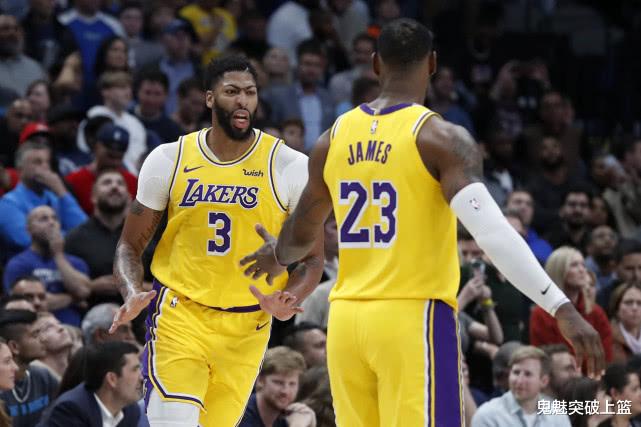 『达米恩·利拉德』联盟大结局！利拉德联手詹姆斯浓眉？史密斯：只有这样他才能夺冠！