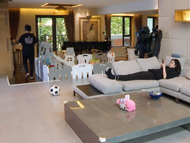 |何猷君奚梦瑶新房首度曝光，内部装修说明一切，暴露富家儿媳家庭地位