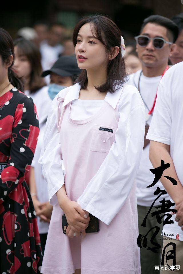 「古力娜扎」娜扎新剧开机胖到认不出！被女二墨兰轻松辗轧，网友：很适合唐朝