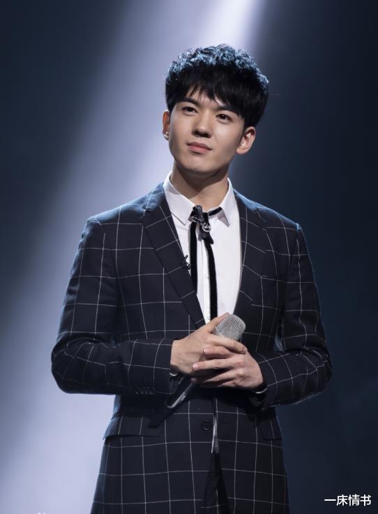 沈月▲仝卓发手写信道歉，虽然态度很真诚，但一切都晚了，恐难再翻身