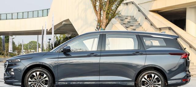 五菱凯捷|“来了来了，它真的来了”？五菱凯捷预售价公布，只问你心心动？