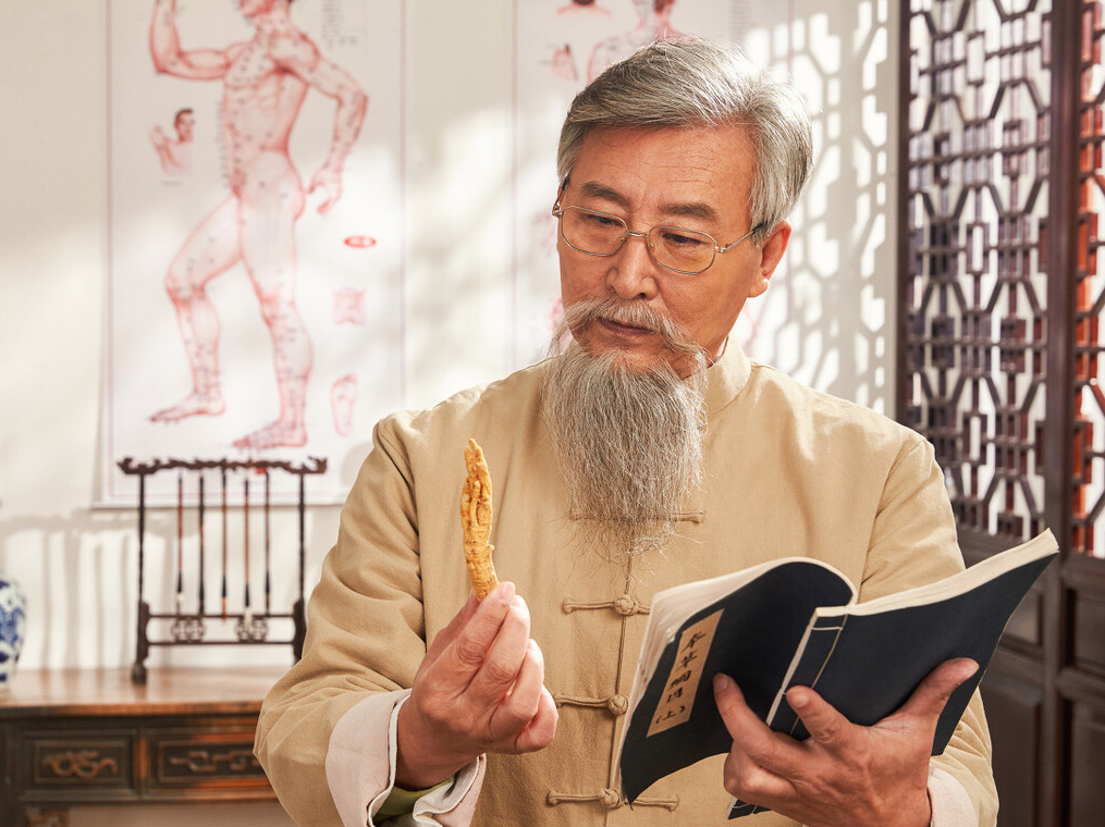 枸杞|张仲景：枸杞泡水加点“料”，六旬也能行夫妻之道